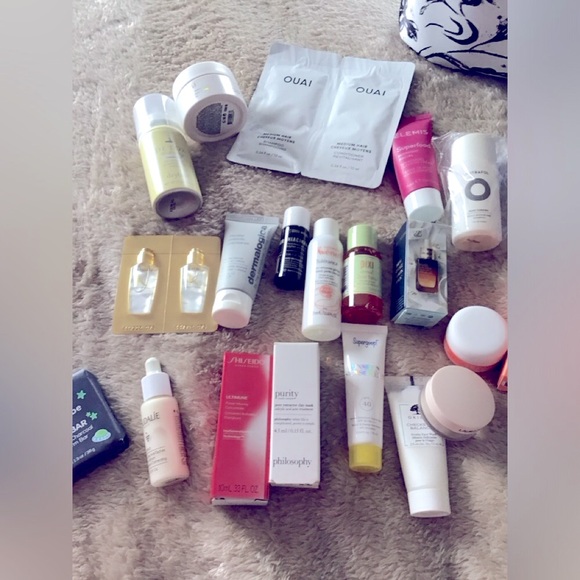 High End Bundle 30 travel deluxe Set Skincare for face and body + Makeup Bag - Picture 3 of 5